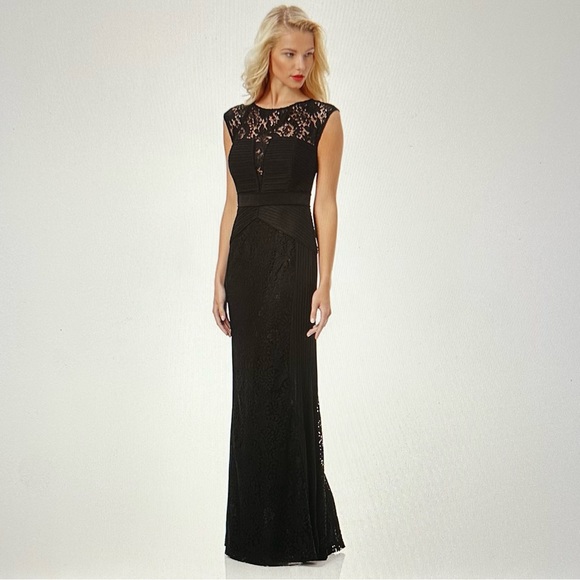 Black Lace Panel Laundry by Shelli Segal Gown - Picture 1 of 4